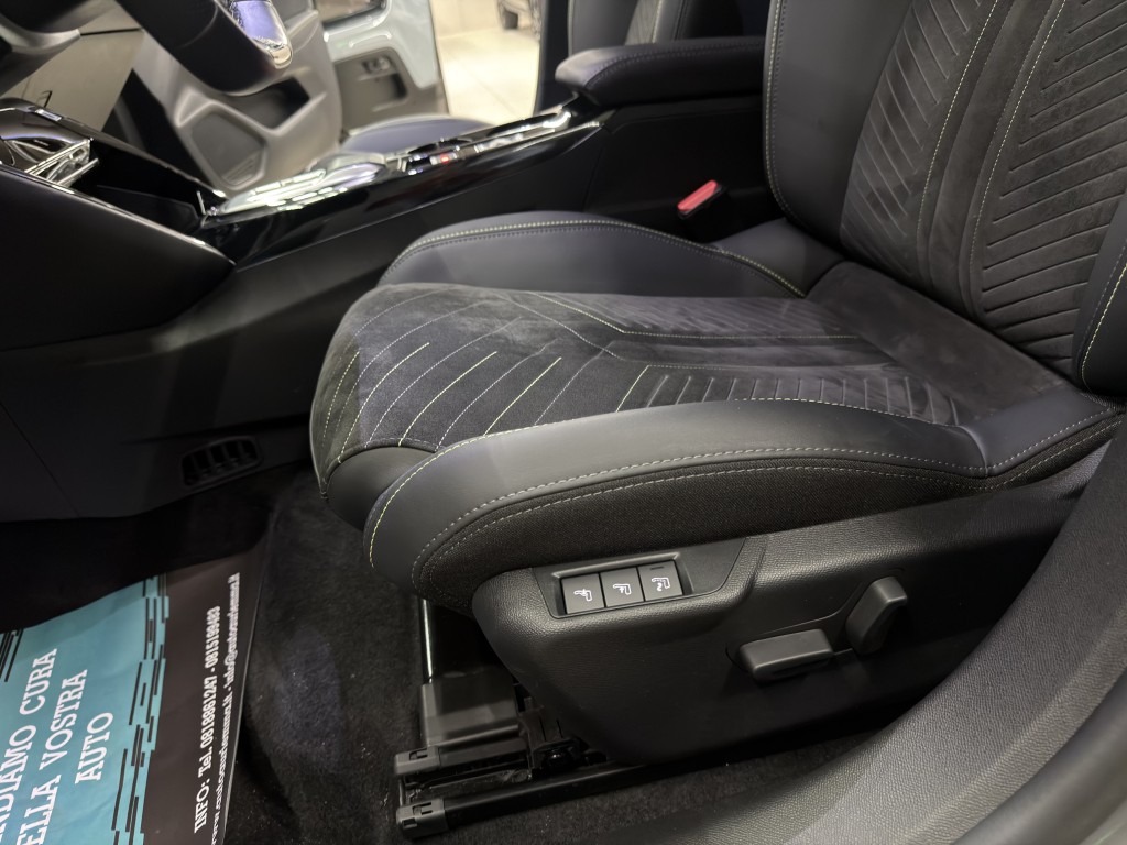 PEUGEOT 208 1200 HYBRID 145 CV GT SEDILI ELETTRICI